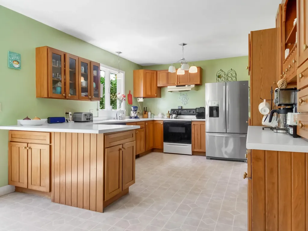 127 Mutton Lane Clinton ME 04927