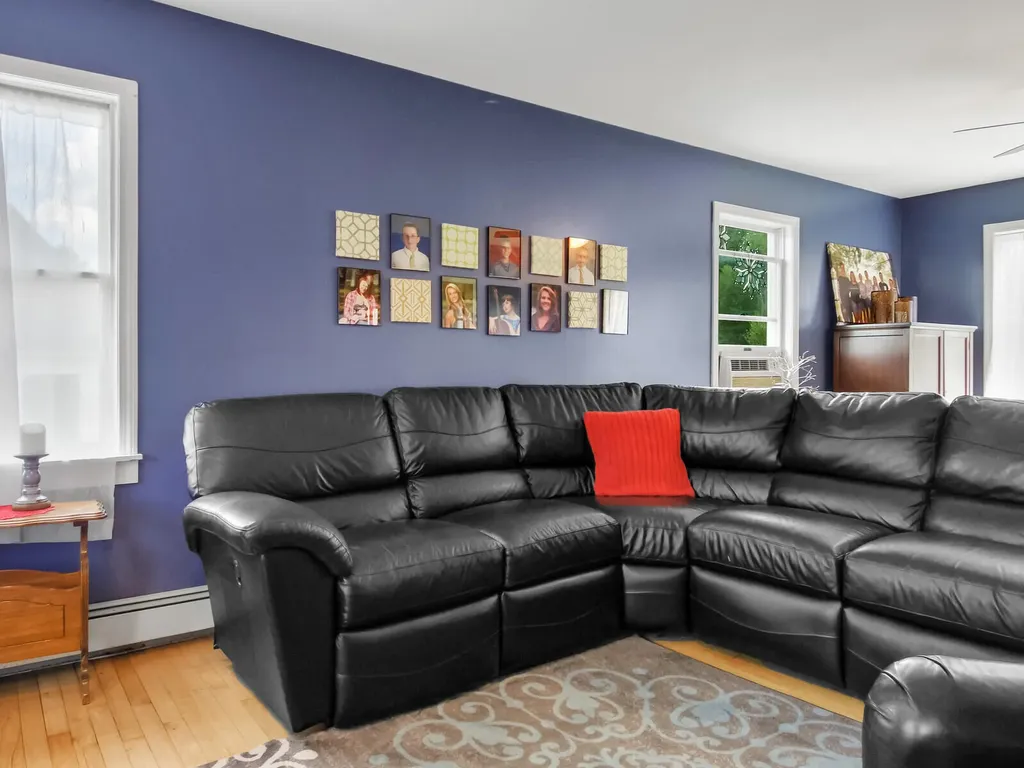 127 Mutton Lane Clinton ME 04927