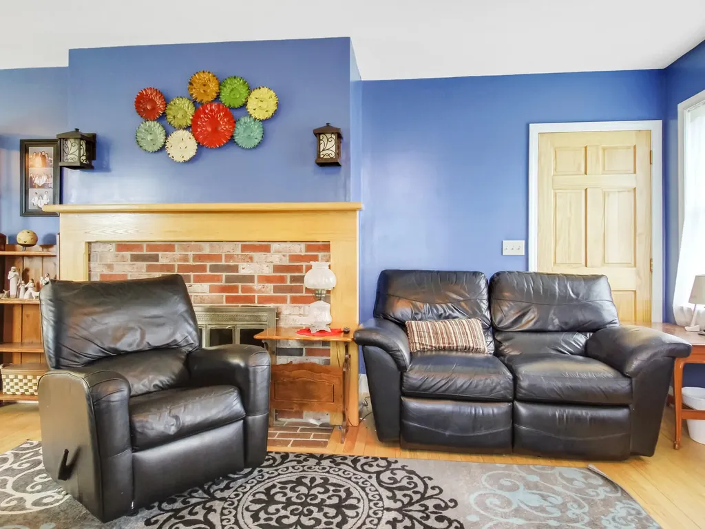 127 Mutton Lane Clinton ME 04927