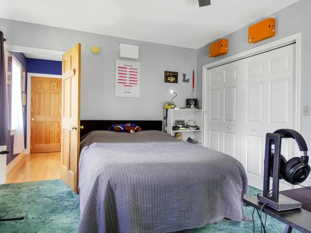 127 Mutton Lane Clinton ME 04927