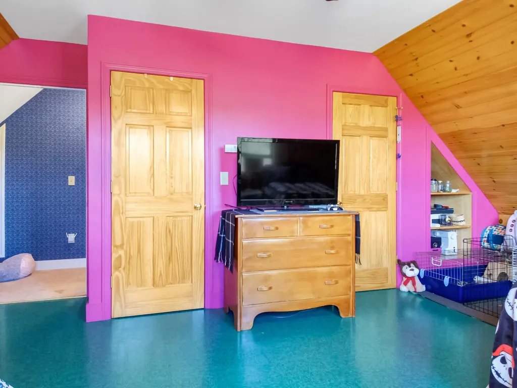 127 Mutton Lane Clinton ME 04927