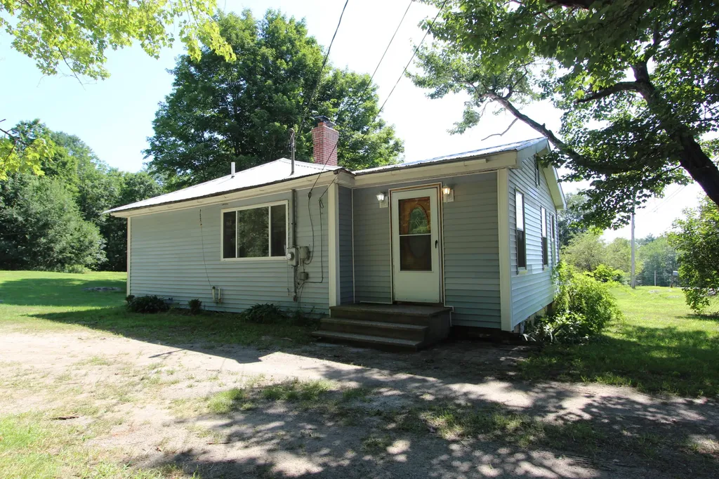 155 Merrill Road Lewiston ME 04240