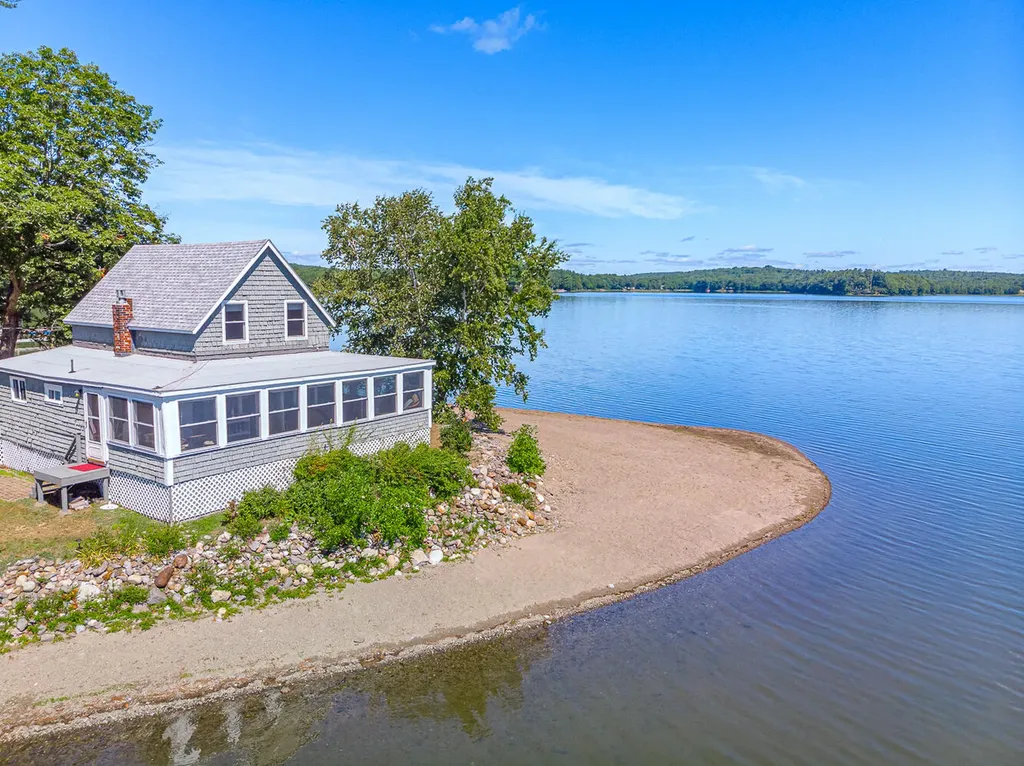 42 Kelly Road Vassalboro ME 04989