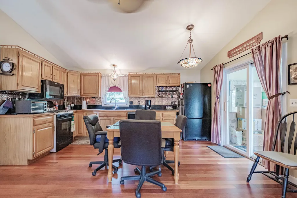 8 Pilgrim Drive Hiram ME 04041