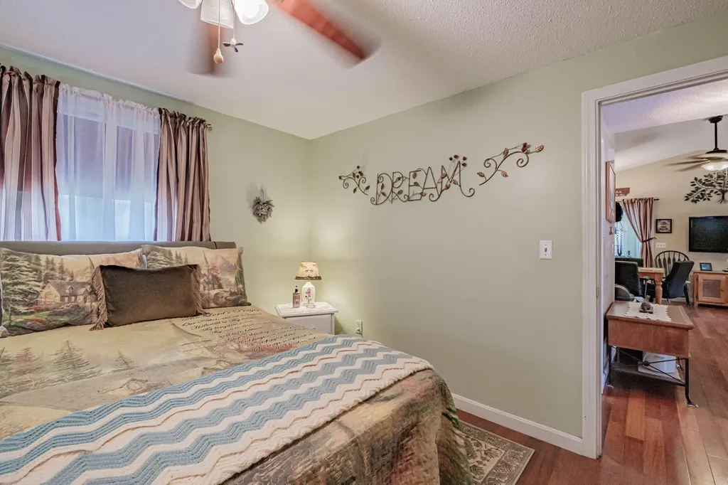 8 Pilgrim Drive Hiram ME 04041