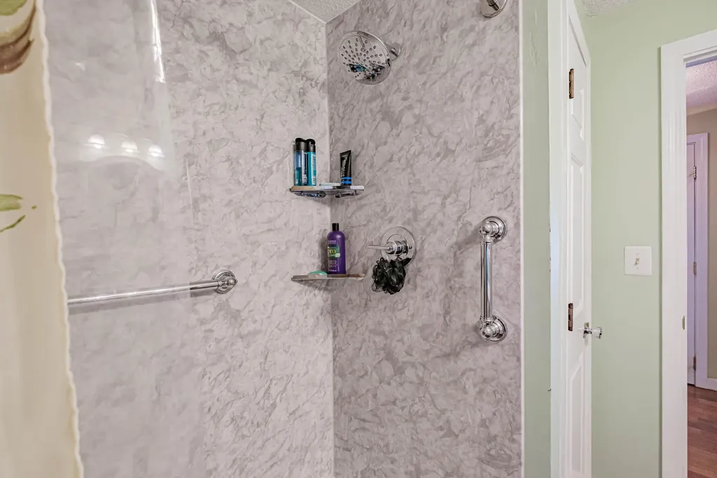 8 Pilgrim Drive Hiram ME 04041