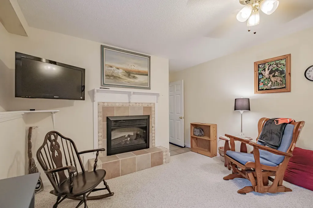 8 Pilgrim Drive Hiram ME 04041