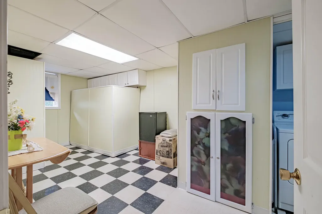 8 Pilgrim Drive Hiram ME 04041