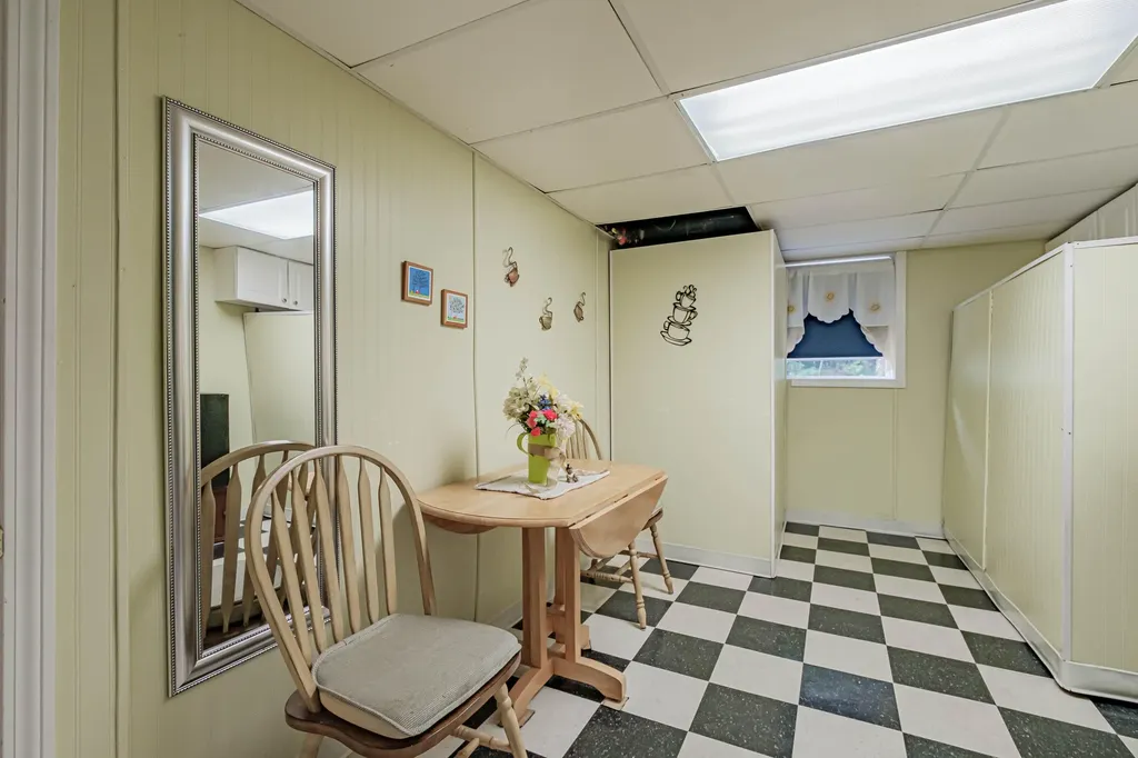 8 Pilgrim Drive Hiram ME 04041