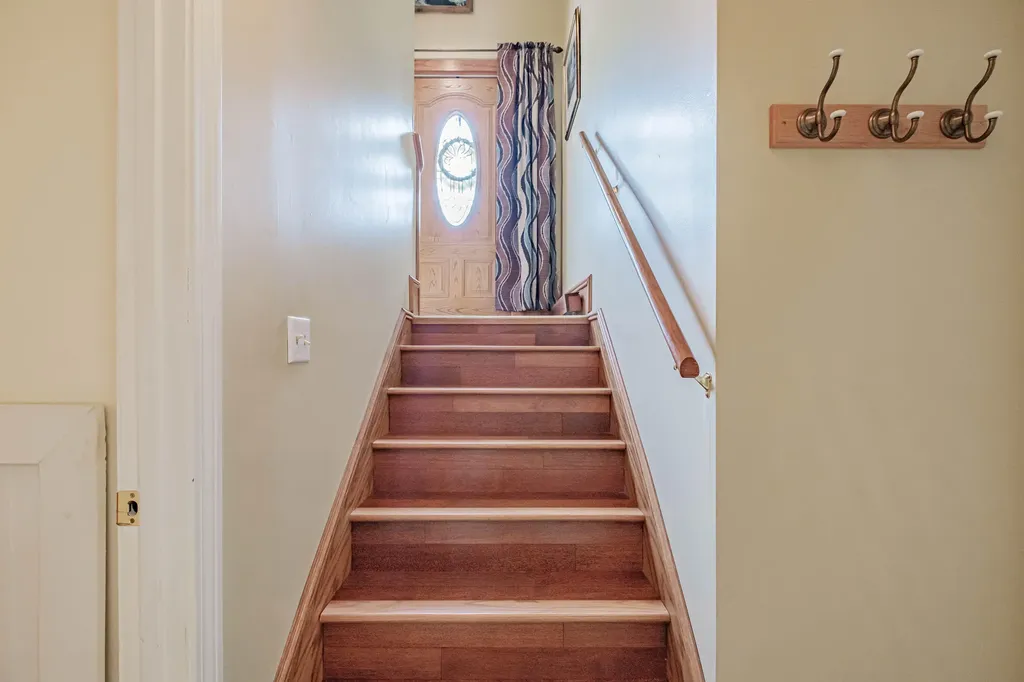 8 Pilgrim Drive Hiram ME 04041