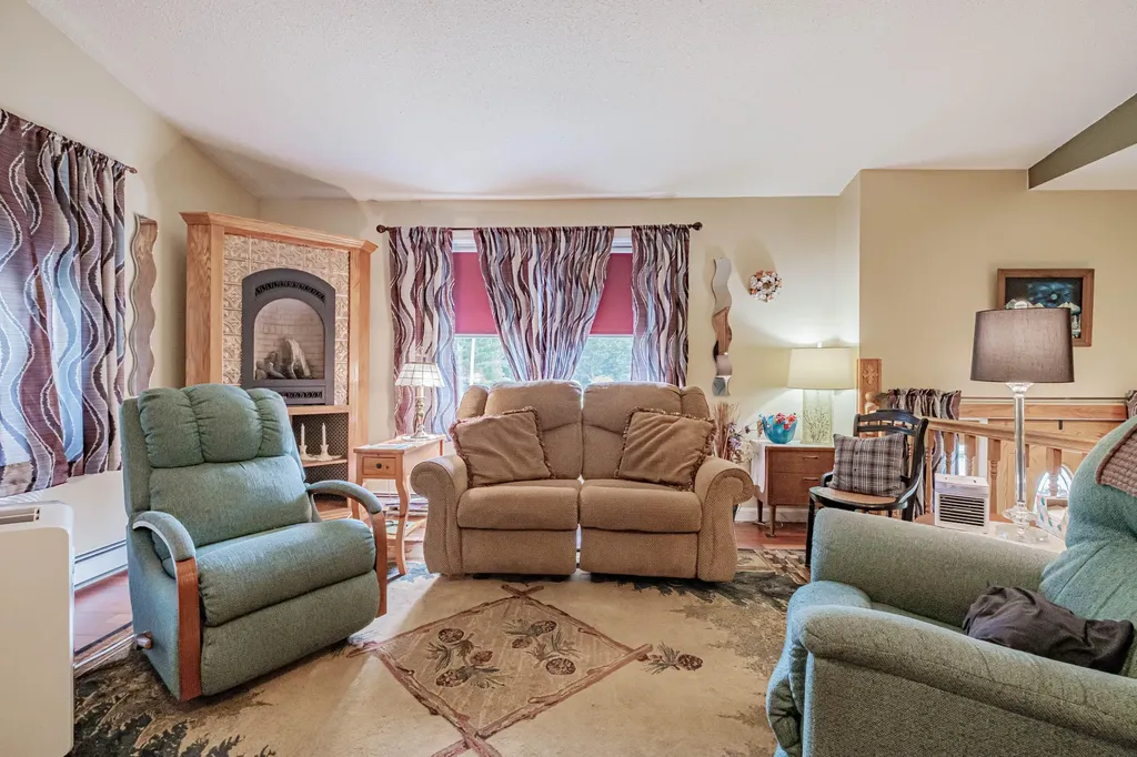 8 Pilgrim Drive Hiram ME 04041