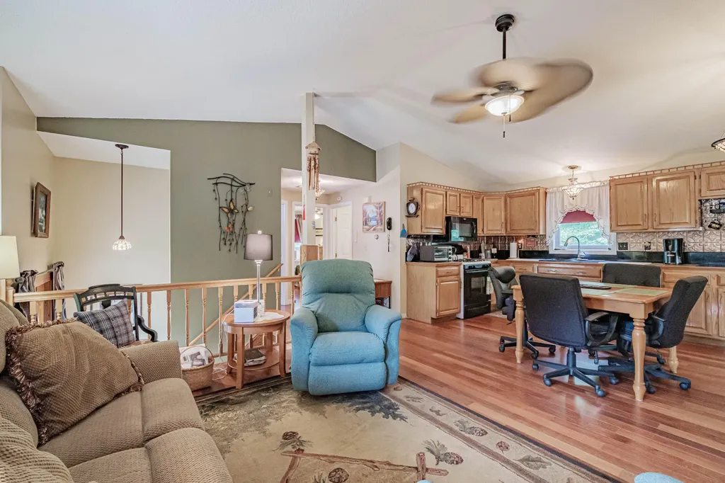 8 Pilgrim Drive Hiram ME 04041