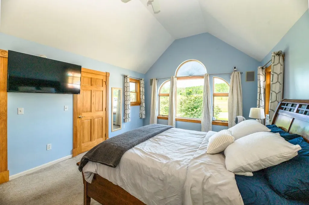 449 Prescott Road Manchester ME 04351