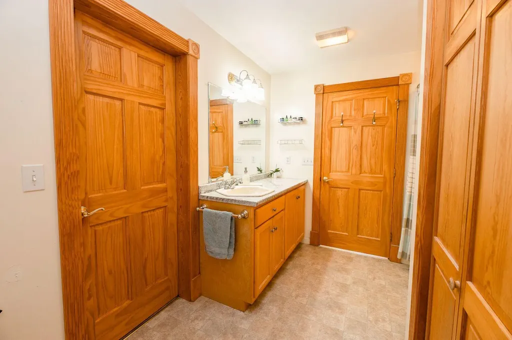 449 Prescott Road Manchester ME 04351