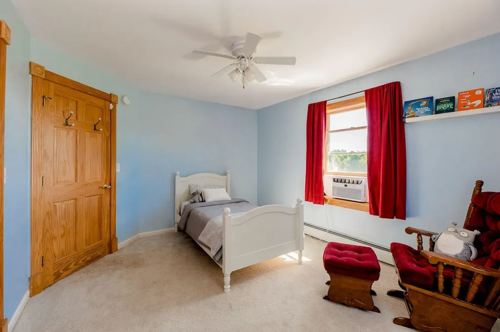 449 Prescott Road Manchester ME 04351