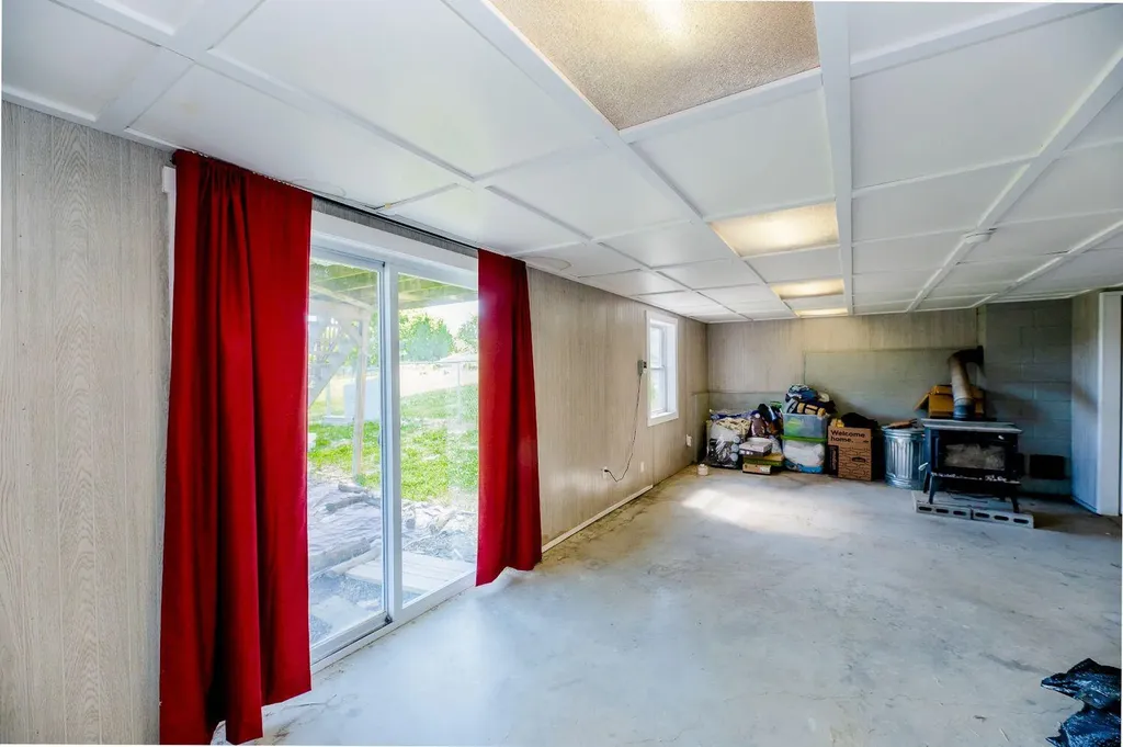 449 Prescott Road Manchester ME 04351