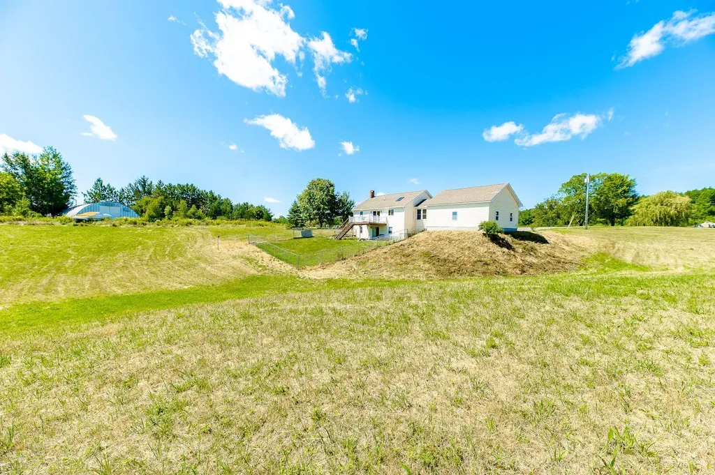 449 Prescott Road Manchester ME 04351