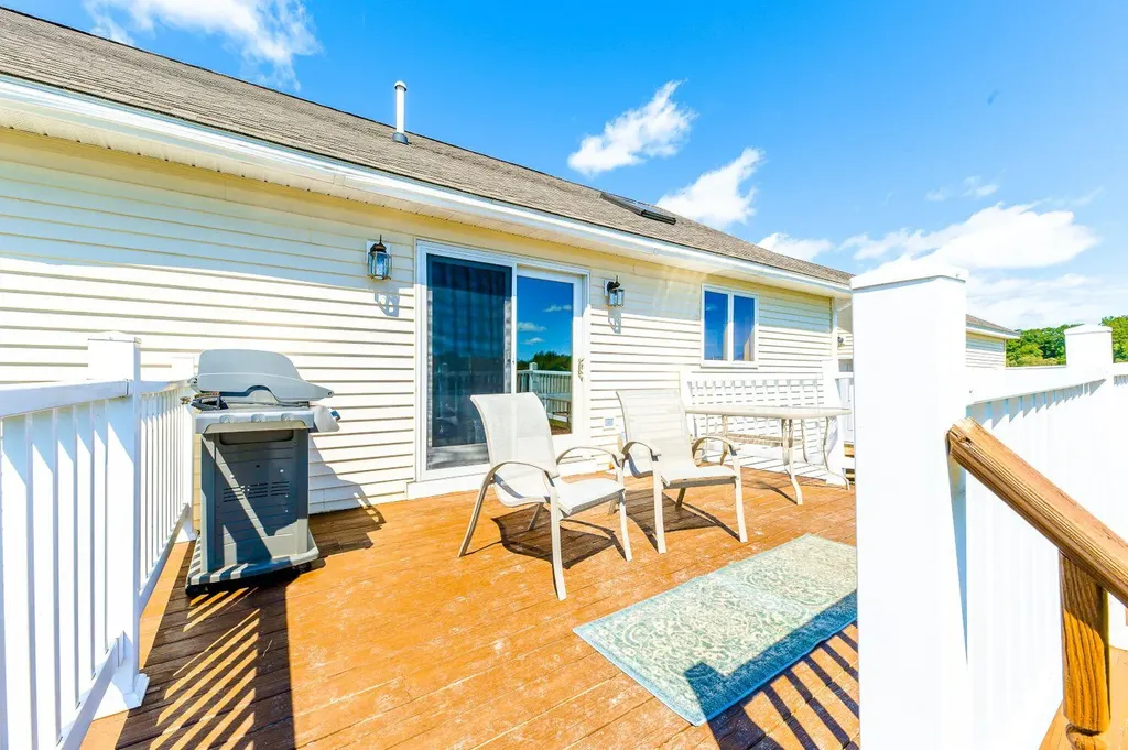 449 Prescott Road Manchester ME 04351