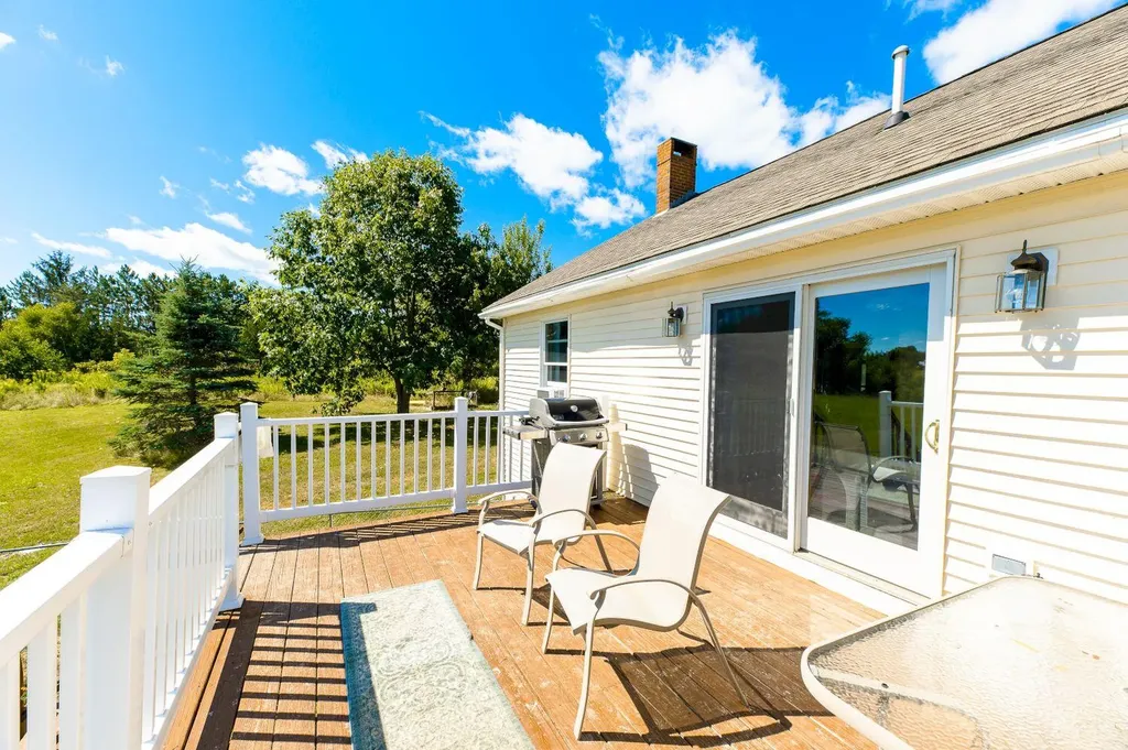 449 Prescott Road Manchester ME 04351