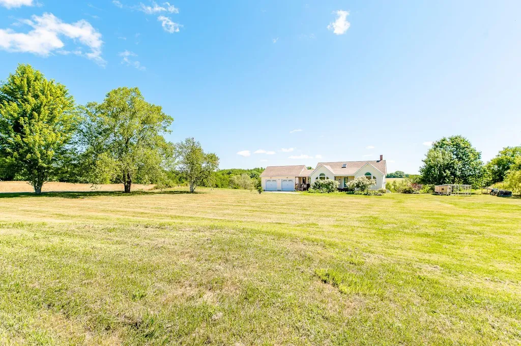 449 Prescott Road Manchester ME 04351