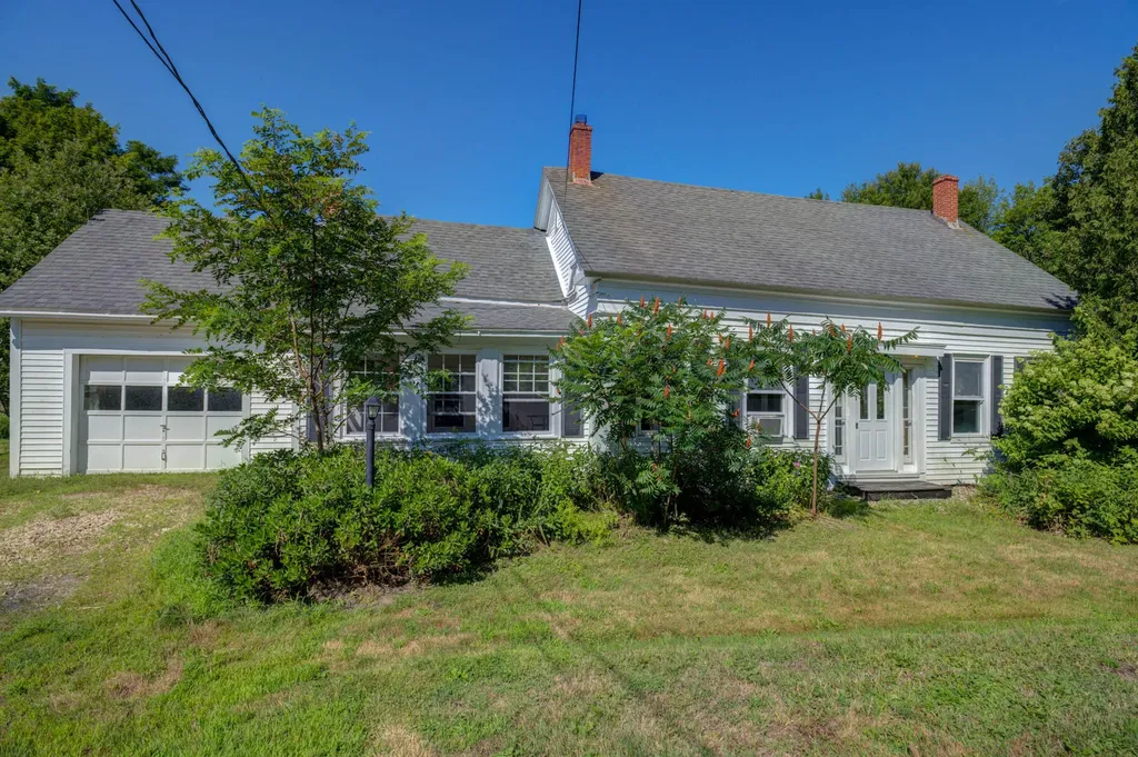 827 Royalsborough Road Durham ME 04222
