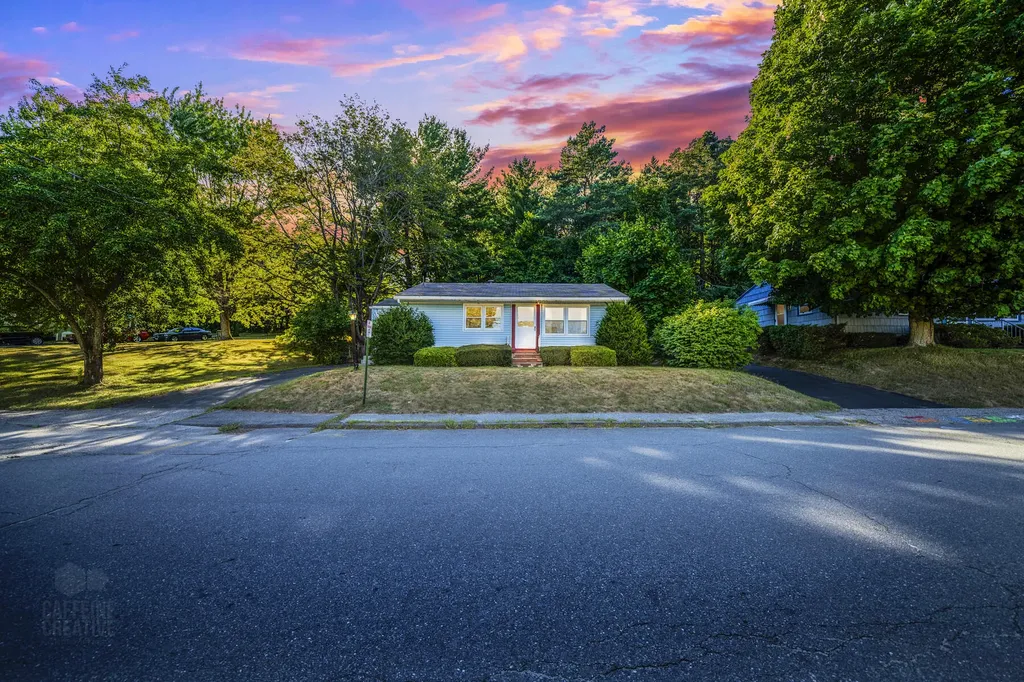 187 Brackett Street Westbrook ME 04092