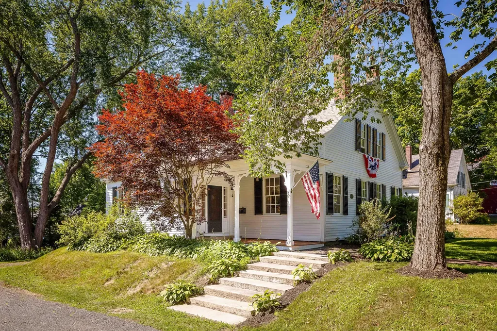338 Main Street Thomaston ME 04861