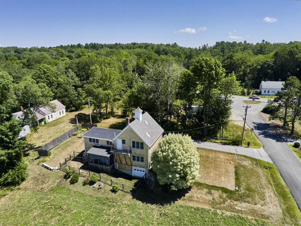 21 Thurston Lane Union ME 04862
