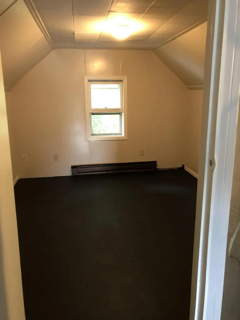 18 James Street Bangor ME 04401