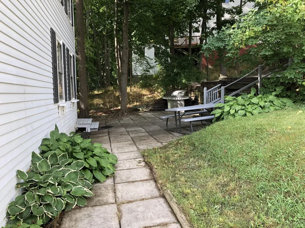 18 James Street Bangor ME 04401