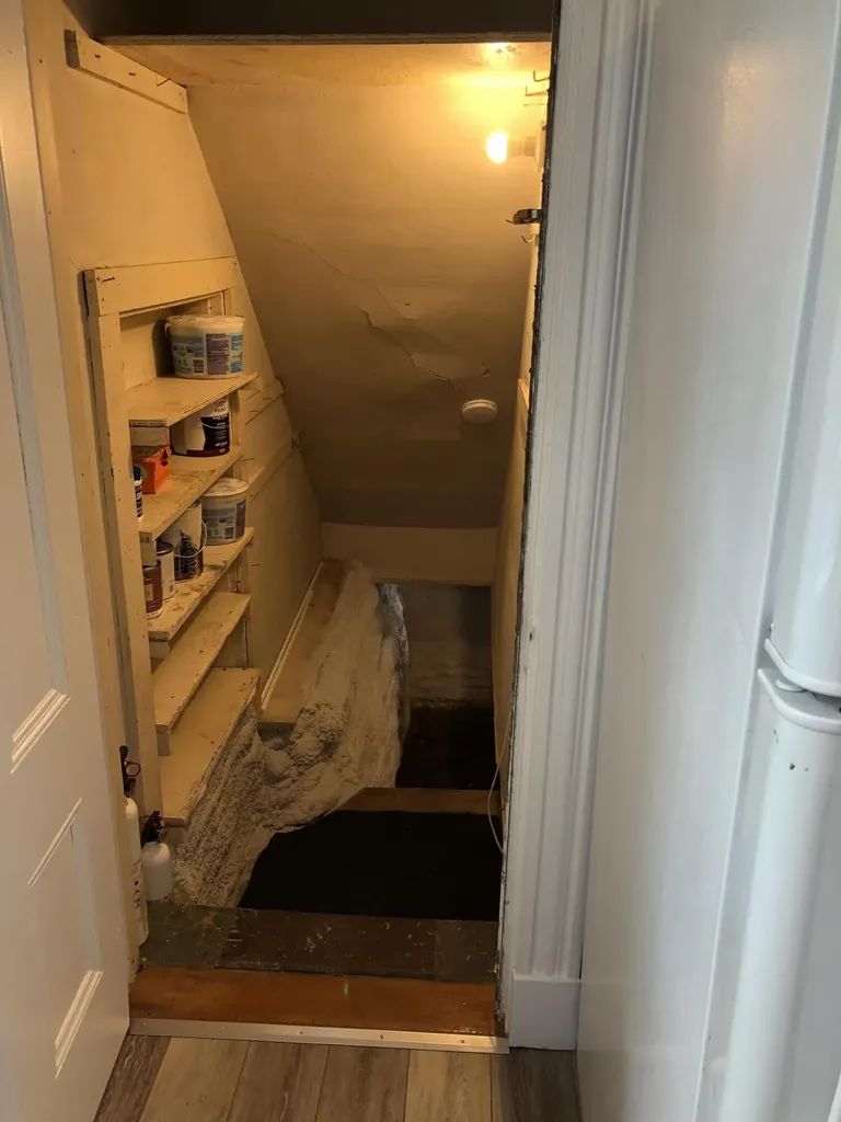 18 James Street Bangor ME 04401