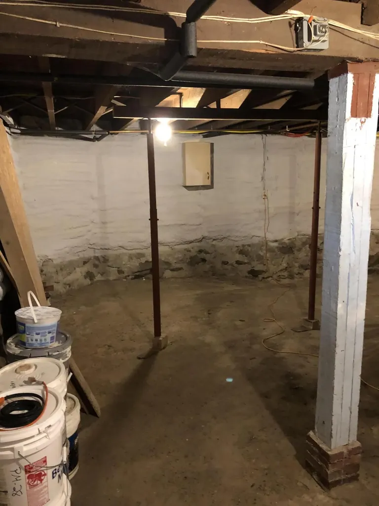 18 James Street Bangor ME 04401