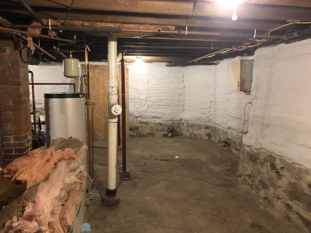 18 James Street Bangor ME 04401