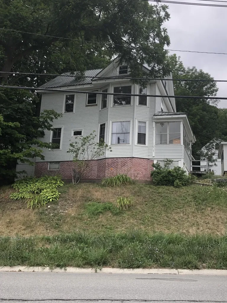 18 James Street Bangor ME 04401