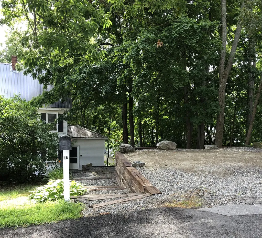 18 James Street Bangor ME 04401