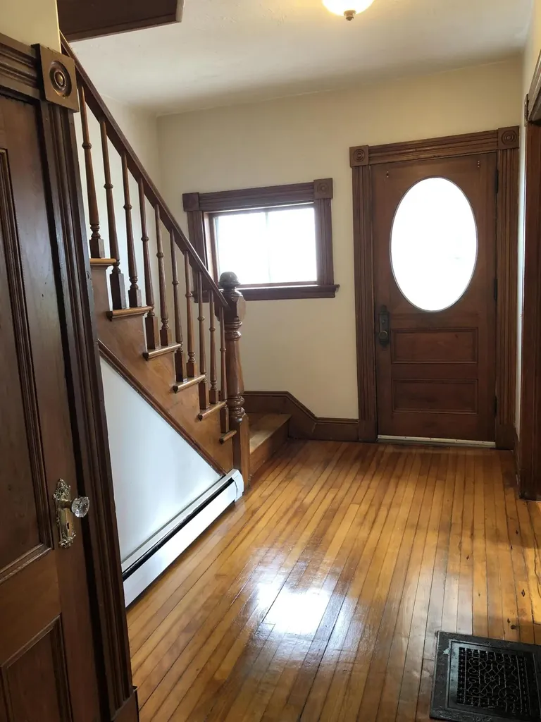 18 James Street Bangor ME 04401