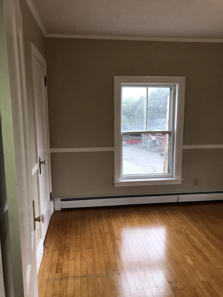 18 James Street Bangor ME 04401