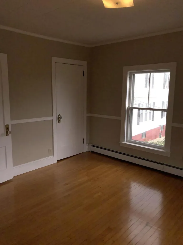 18 James Street Bangor ME 04401