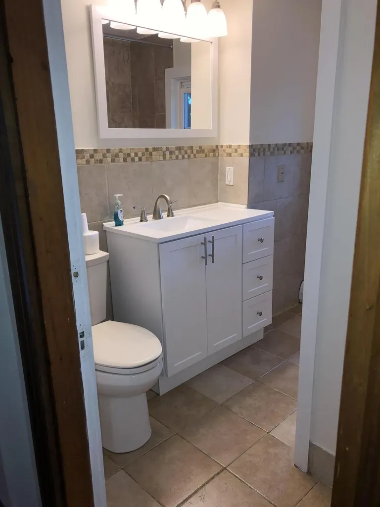 18 James Street Bangor ME 04401