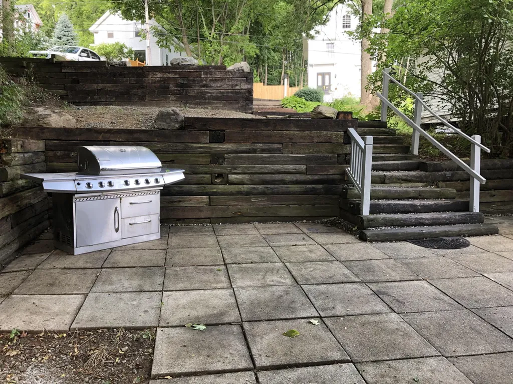 18 James Street Bangor ME 04401