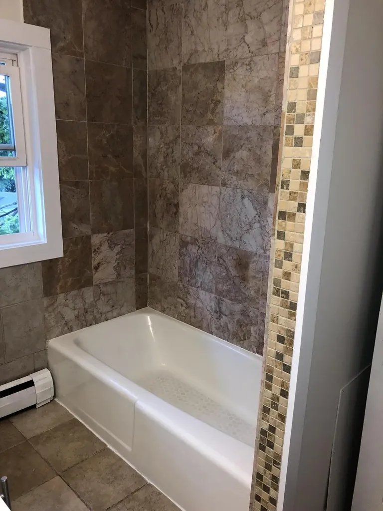 18 James Street Bangor ME 04401