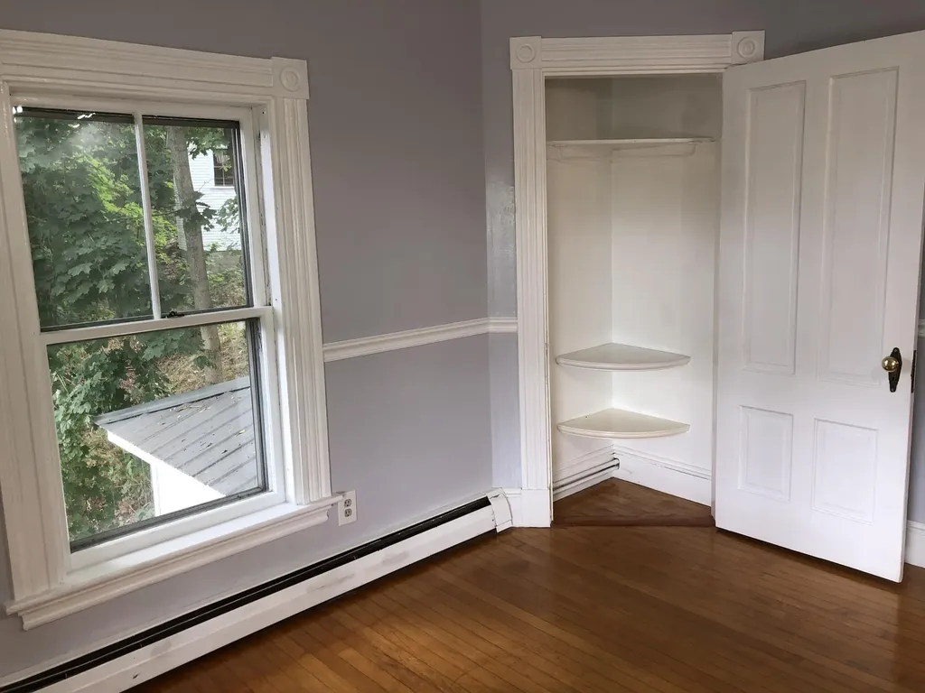 18 James Street Bangor ME 04401
