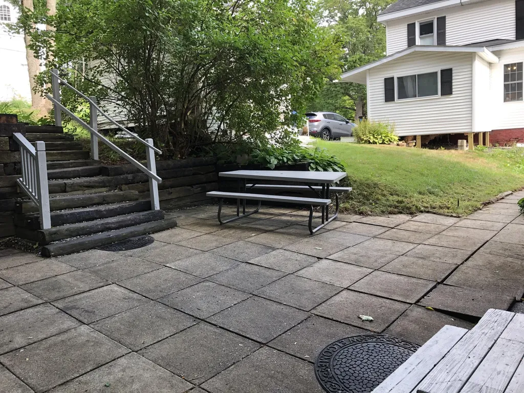 18 James Street Bangor ME 04401