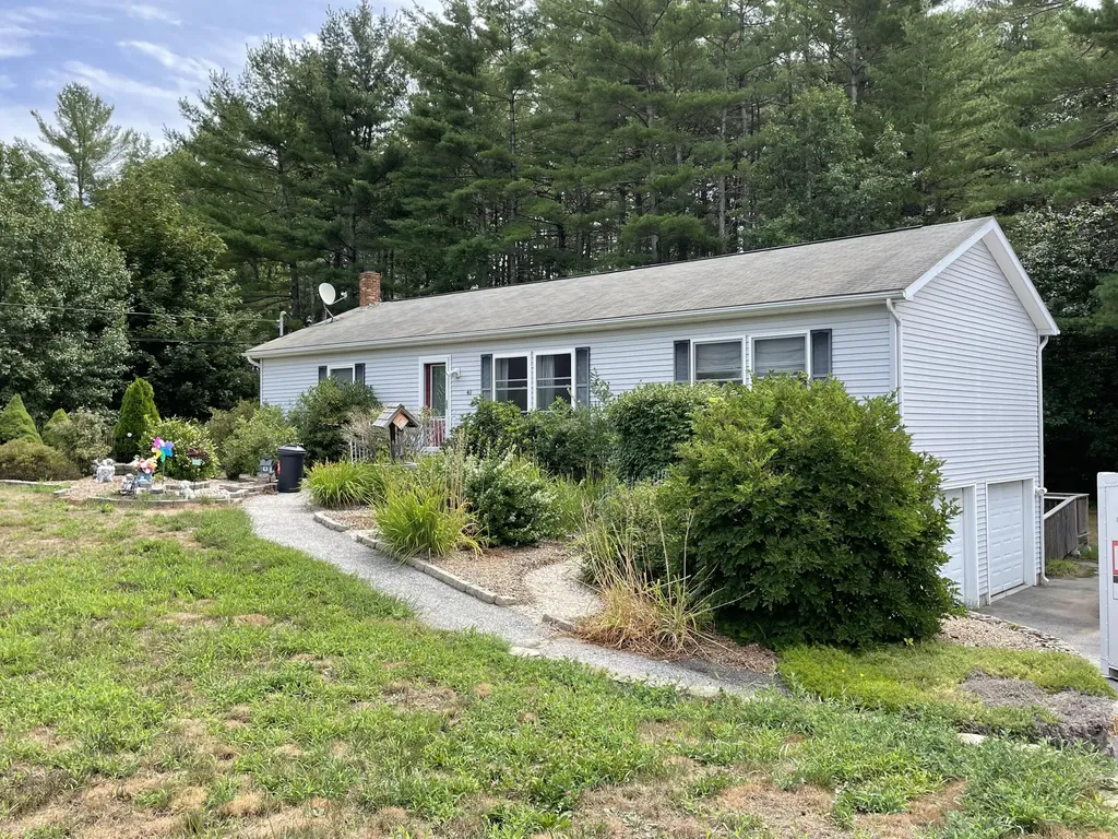 40 Old Mill Road Sanford ME 04073