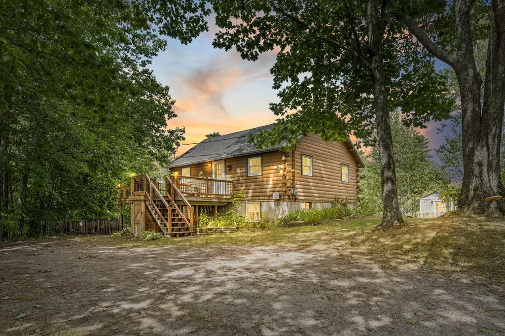 210 River Road Biddeford ME 04005