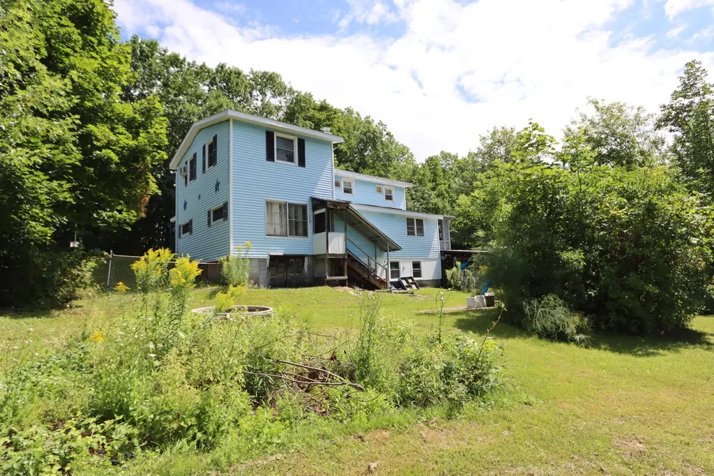 5 Woodlawn Street Lewiston ME 04240