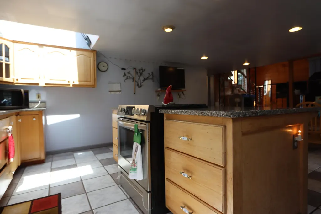 5 Woodlawn Street Lewiston ME 04240