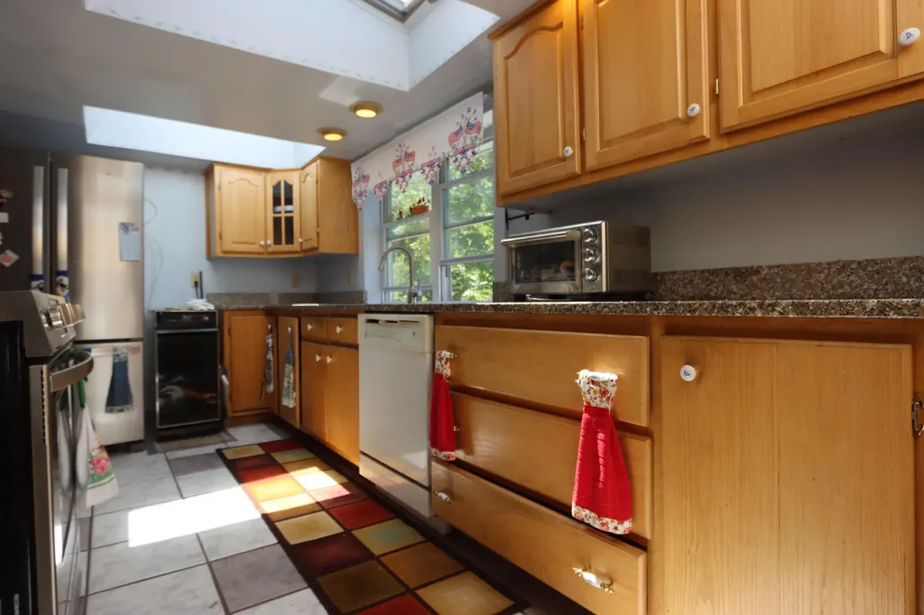 5 Woodlawn Street Lewiston ME 04240
