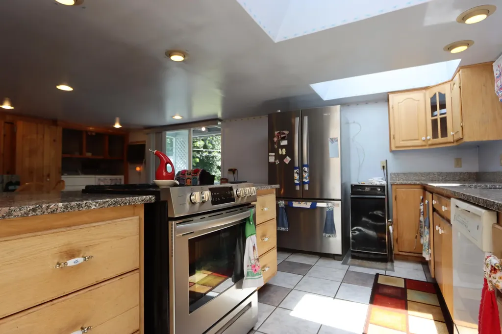 5 Woodlawn Street Lewiston ME 04240