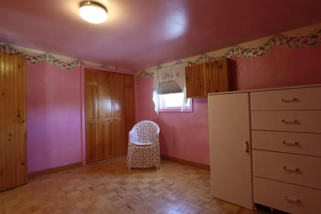 5 Woodlawn Street Lewiston ME 04240